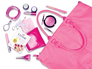 Materiały Cleanic_nowość pielęgnacyjny zmywacz do paznokci w chusteczce_3