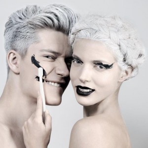 WhiteIsBlack_CURAPROX_girl+boy (2)