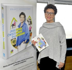 ; "Jedz zdrowo, cwicz z glowa, zyj szczesliwie!" - promocja ksiazki Jolanty Kwasniewskiej na spotkaniu prasowym Burda Ksiazki w Smolna 8 Studio, Warszawa, 2015.11.04; fot. J. Maciej Goliszewski / EPOKA