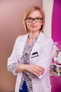 dr Anna Suwalska